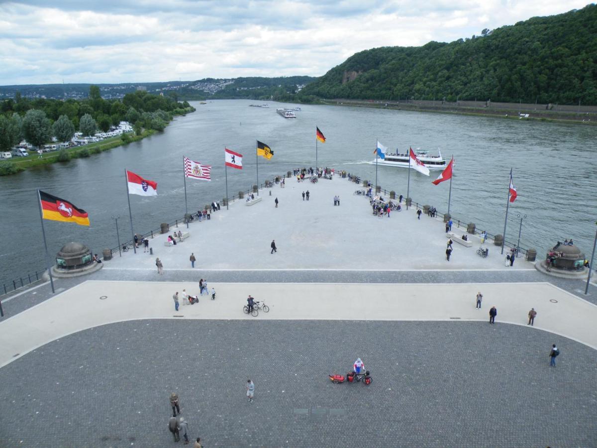 Ferienwohnung Basche Oberzissen Exteriör bild